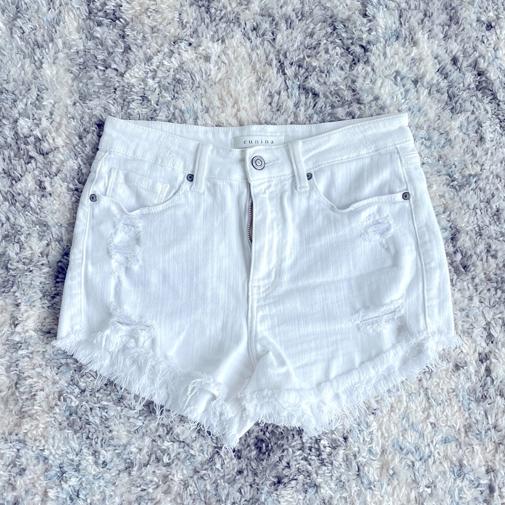 White cutoff high waisted Jean shorts!